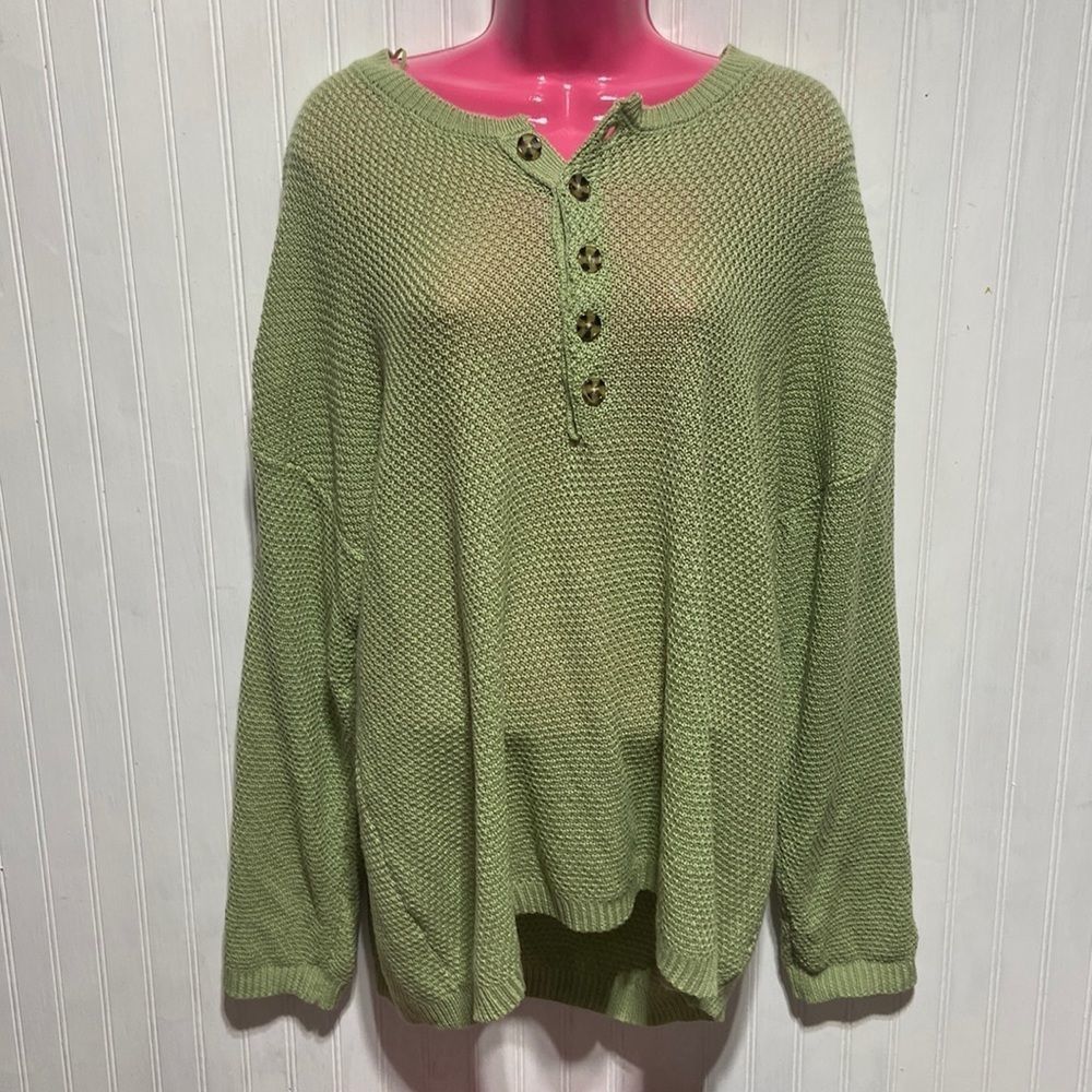 New Directions | NWT green button sweater LARGE